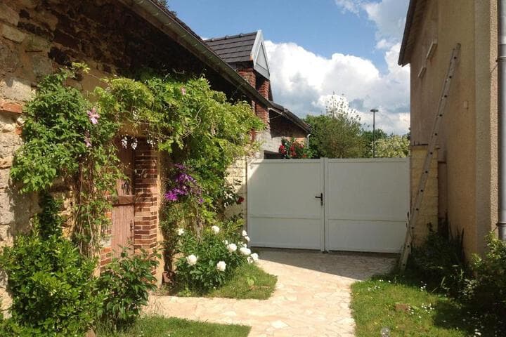 Explore La Vineuse