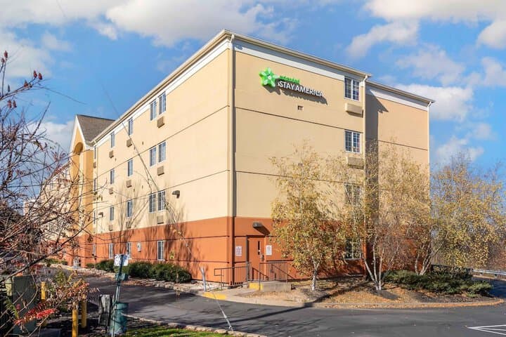 Explore Clarks Summit