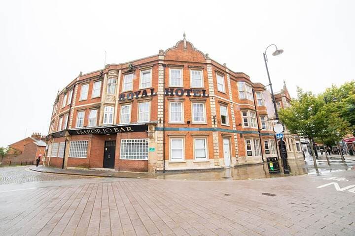 Explore Rothwell