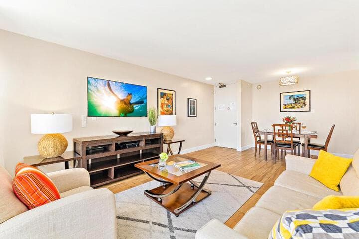 Explore St Louis Heights