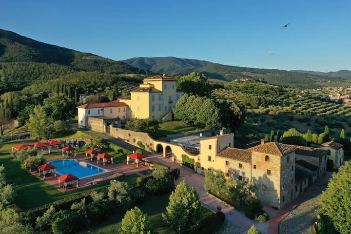 Explore Capostrada