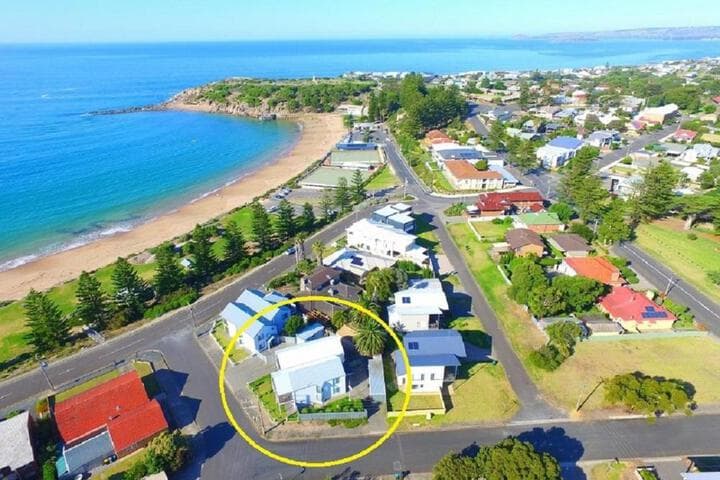 Explore Encounter Bay