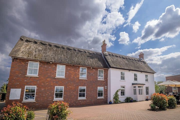 Explore Ashby Cum Fenby