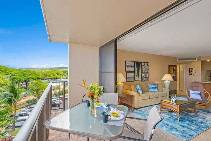 Explore Kapalua