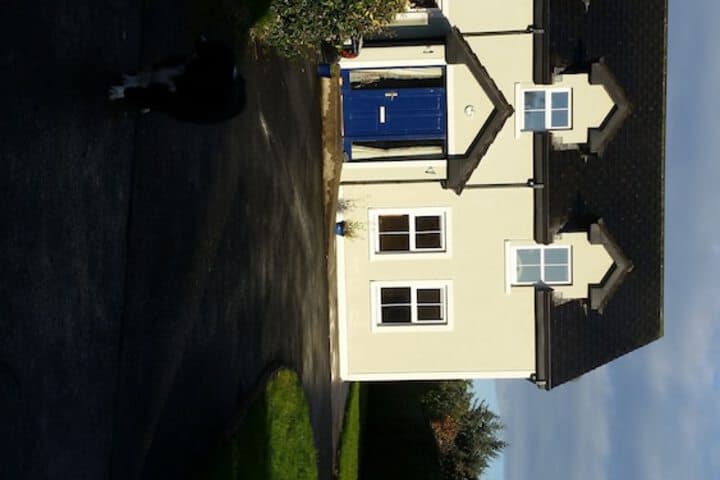 Explore Thornhill