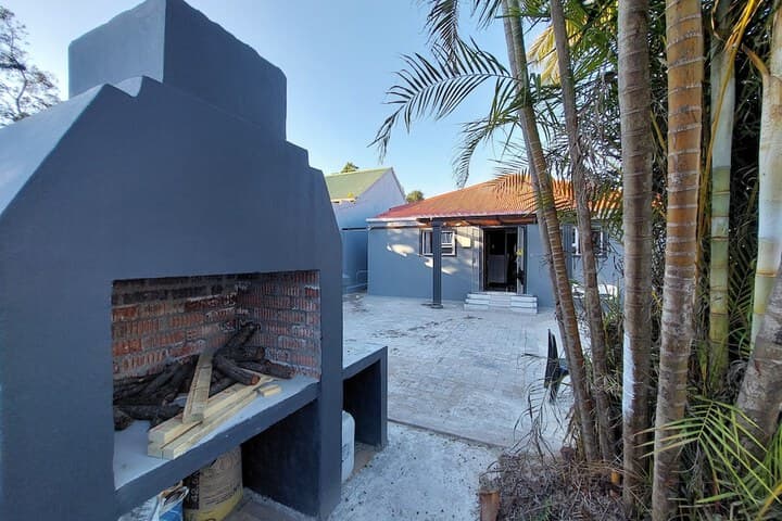 Explore Humewood
