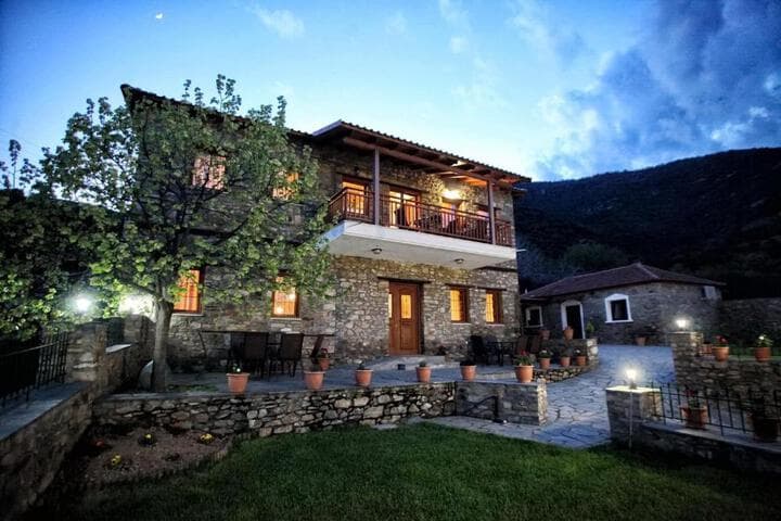 Explore Pangaio
