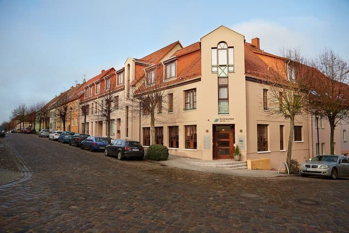 Explore Storkow