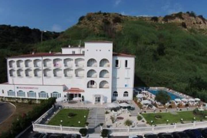 Explore Marina Di Fuscaldo