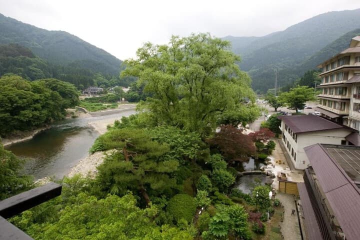 Explore Mogami