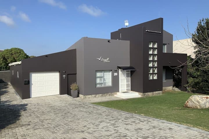 Explore Hemel En Aarde