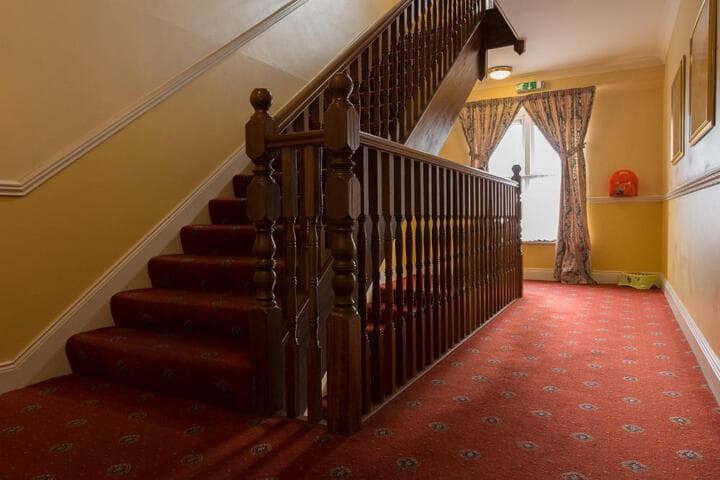 Explore Annascaul