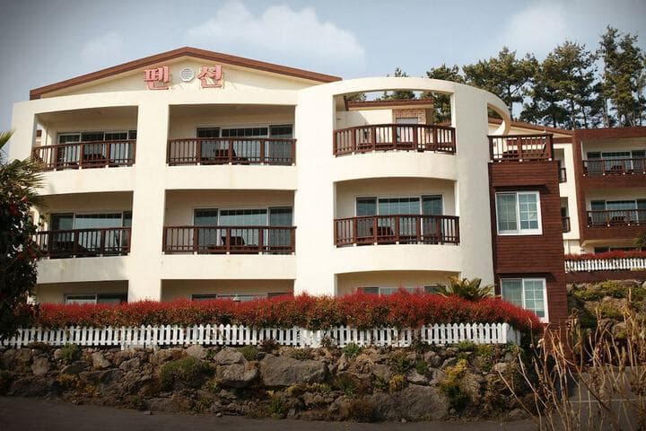 Explore Pyoseon