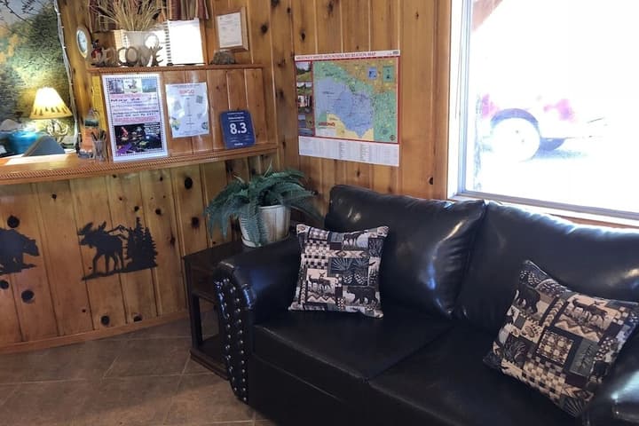 Explore Timberland Acres