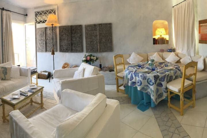 Explore Cala Di Volpe
