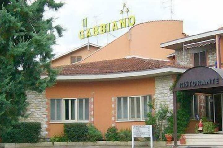 Explore San Feliciano