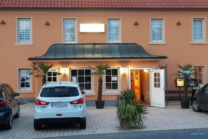 Explore Diesbar Seusslitz