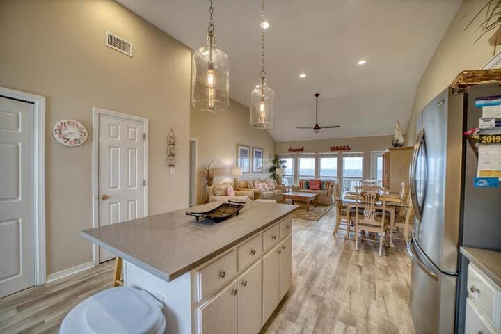 Explore Sawgrass Pointe
