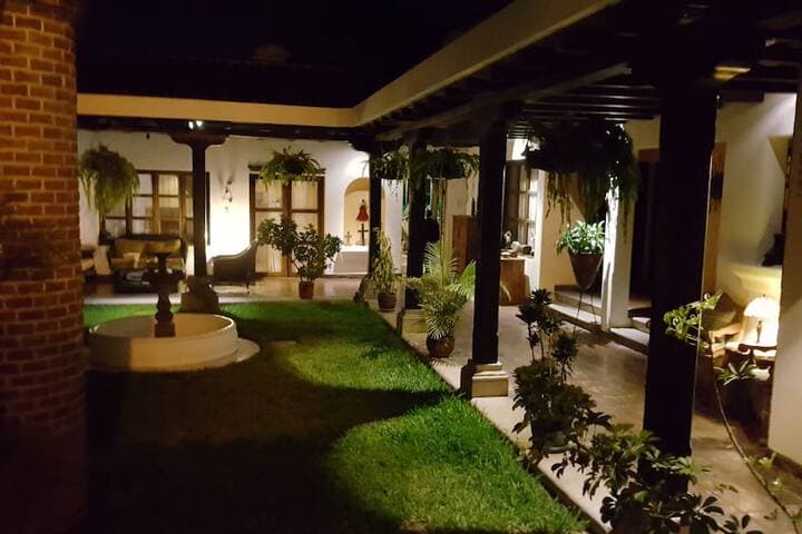 Explore Santo Domingo Xenacoj