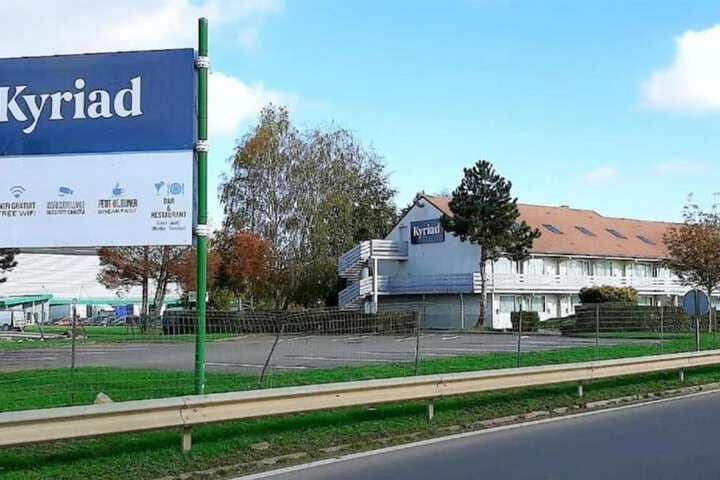 Explore Ribecourt La Tour