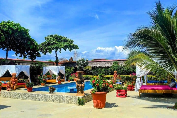 Explore Santa Marianita