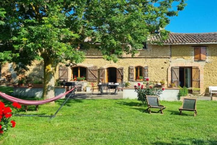 Explore Beziers