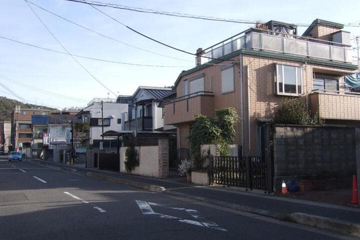 Explore Sannenzaka Ninenzaka