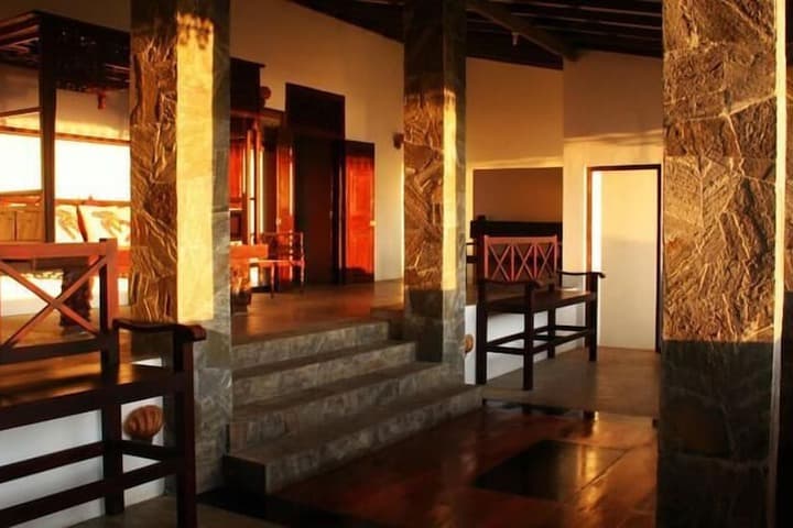 Explore Akurala