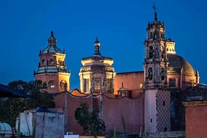 Explore Colonia Guadalupe