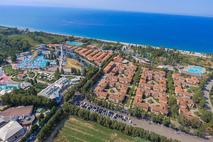 Explore Corigliano Calabro