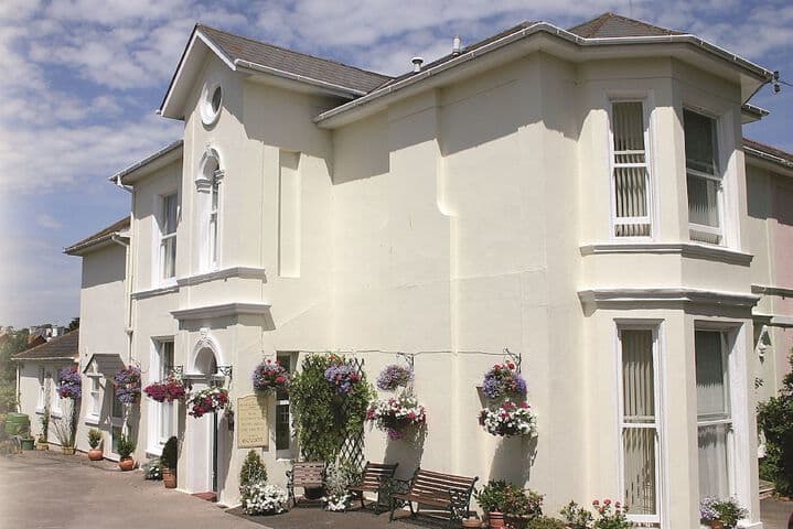 Explore Torquay City Centre