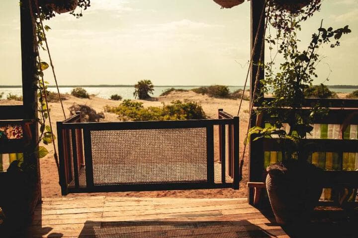Explore Kenya
