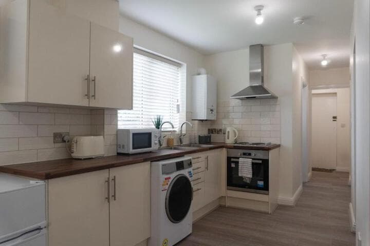Explore Baguley