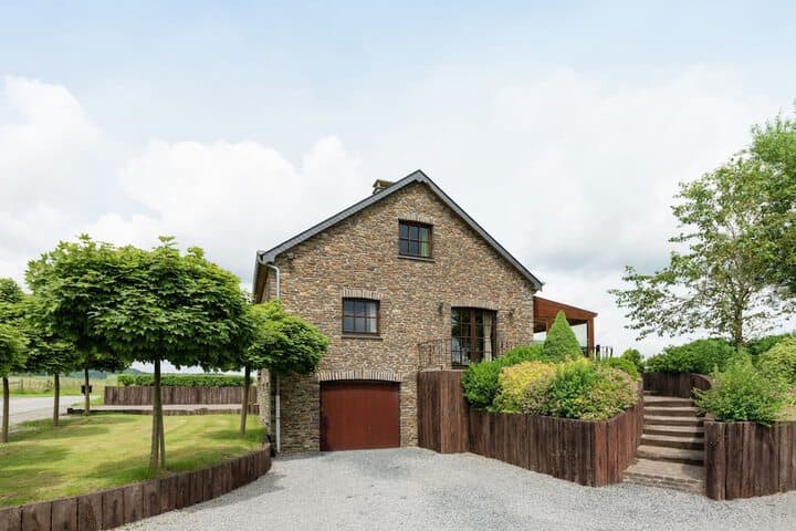 Explore Bovigny
