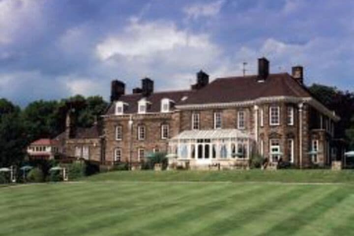 Explore Crathorne