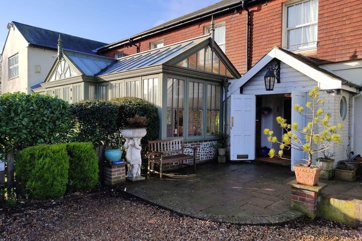 Explore Amberley