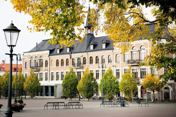 Explore Centrum