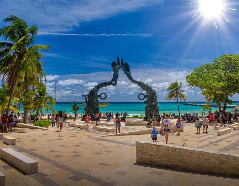 Cancun Visitors Guide: A Complete Guide For Cancun Visitors