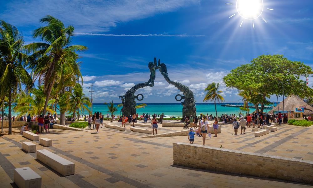 Cancun Visitors Guide: A Guide for Cancun Visitors
