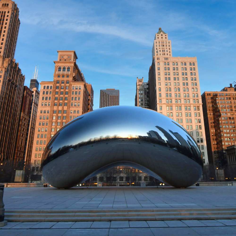 Cloud Gate - Chicago's Top Tourist Landmarks
