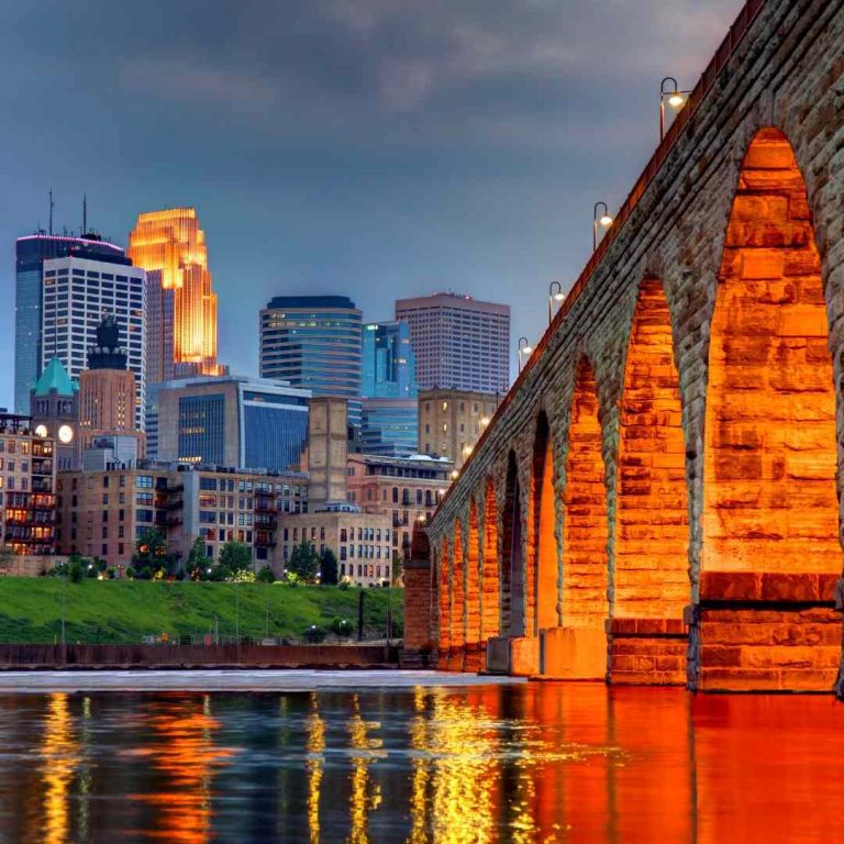 Plan Your Perfect Trip With Minneapolis Visitor Guide- Travelarii