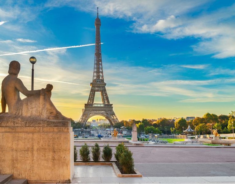 5 Famous Places in France That Put Paris to Shame!