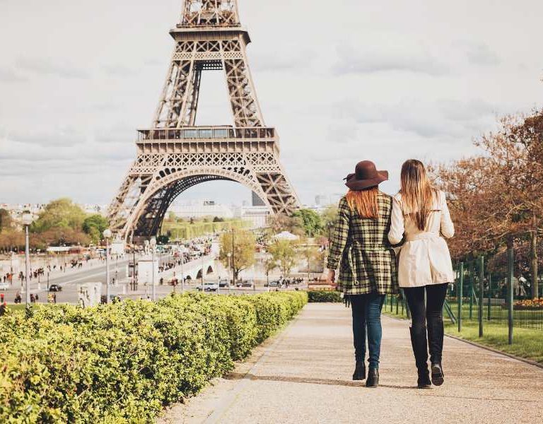 Fall Head Over Heels at These Top 10 Tourist Spots in Paris!