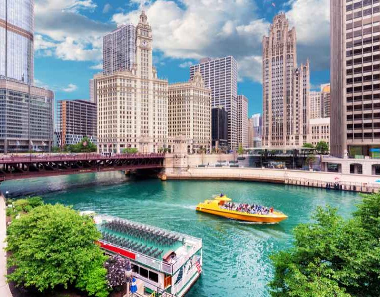 Travel Tips Chicago: The Best Ways to Experience the Windy City!