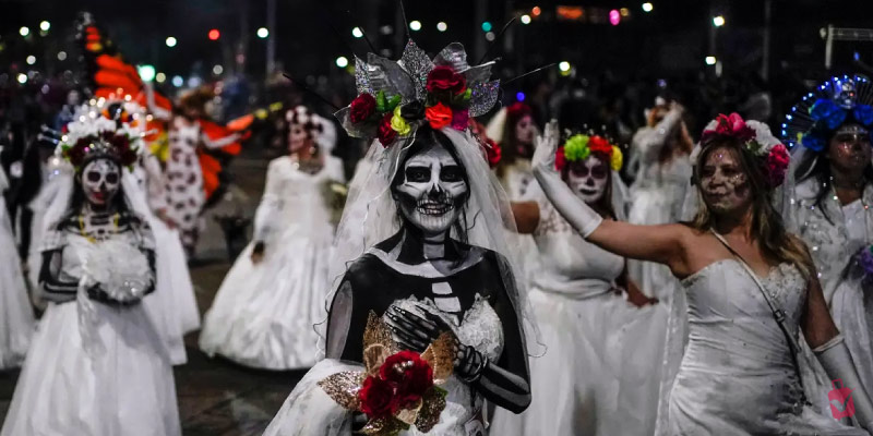 Simply stunning Dia De Los Muertos Art Walk participants, beautifully made up.